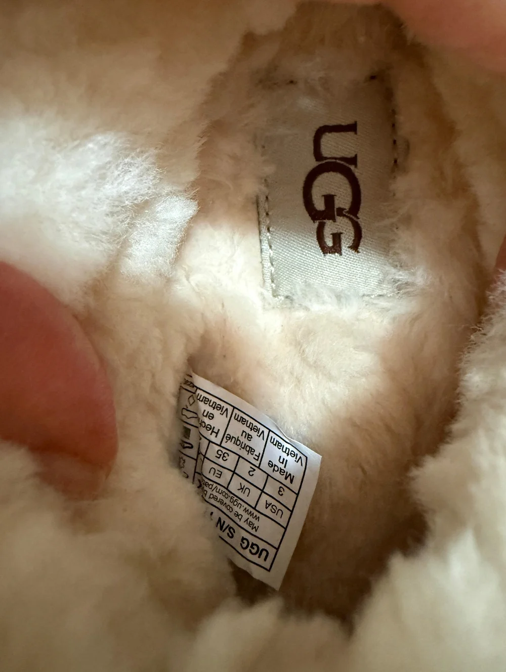UGG cozy women